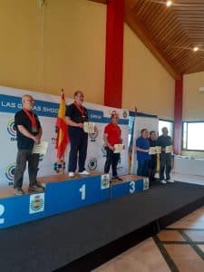 Los tiradores palentinos Roberto Barcenilla y pedro Laso brillaron en el campeonatode España de Avancarga celebrado en Granada. Pedro Laso obtuvo el primer puesto en la modalidadde Pennsylvania y el segundo en la modalidad Lamarmora. Roberto Barcenilla logró el primer puesto en las modalidades de Hizaday y Tanegashima, el tercer puesto en la modalidad de Veterli y el sexto puesto en Pennsylvania.